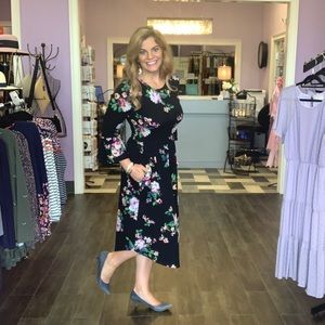 Navy background floral print dress with pockets